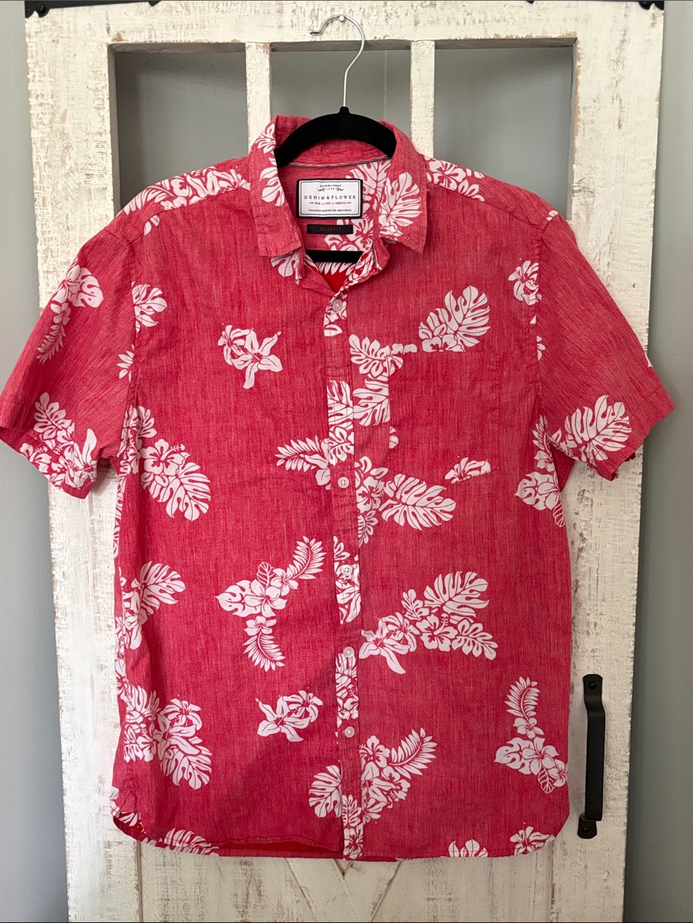 Men’s Denim & Flower Slim Fit Button-Down Shirt